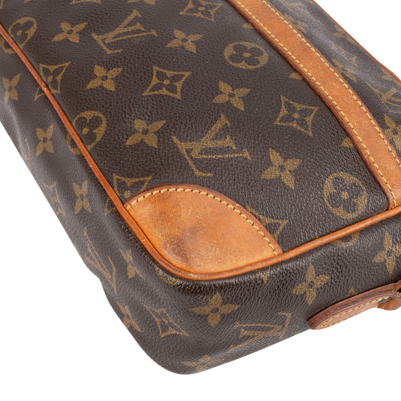 Louis Vuitton Louis Vuitton Monogram Canvas Trocadero 27 Crossbody Bag Bruin
