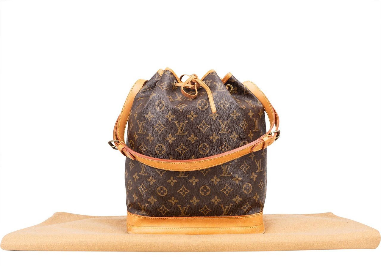 Louis Vuitton Louis Vuitton Monogram Canvas Sac Noé Grande Shoulder Bag Bruin