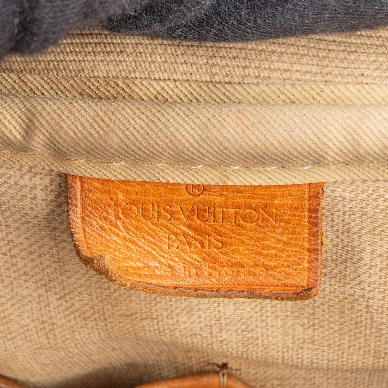 Louis Vuitton Louis Vuitton Monogram Canvas Deauville Handbag Bruin