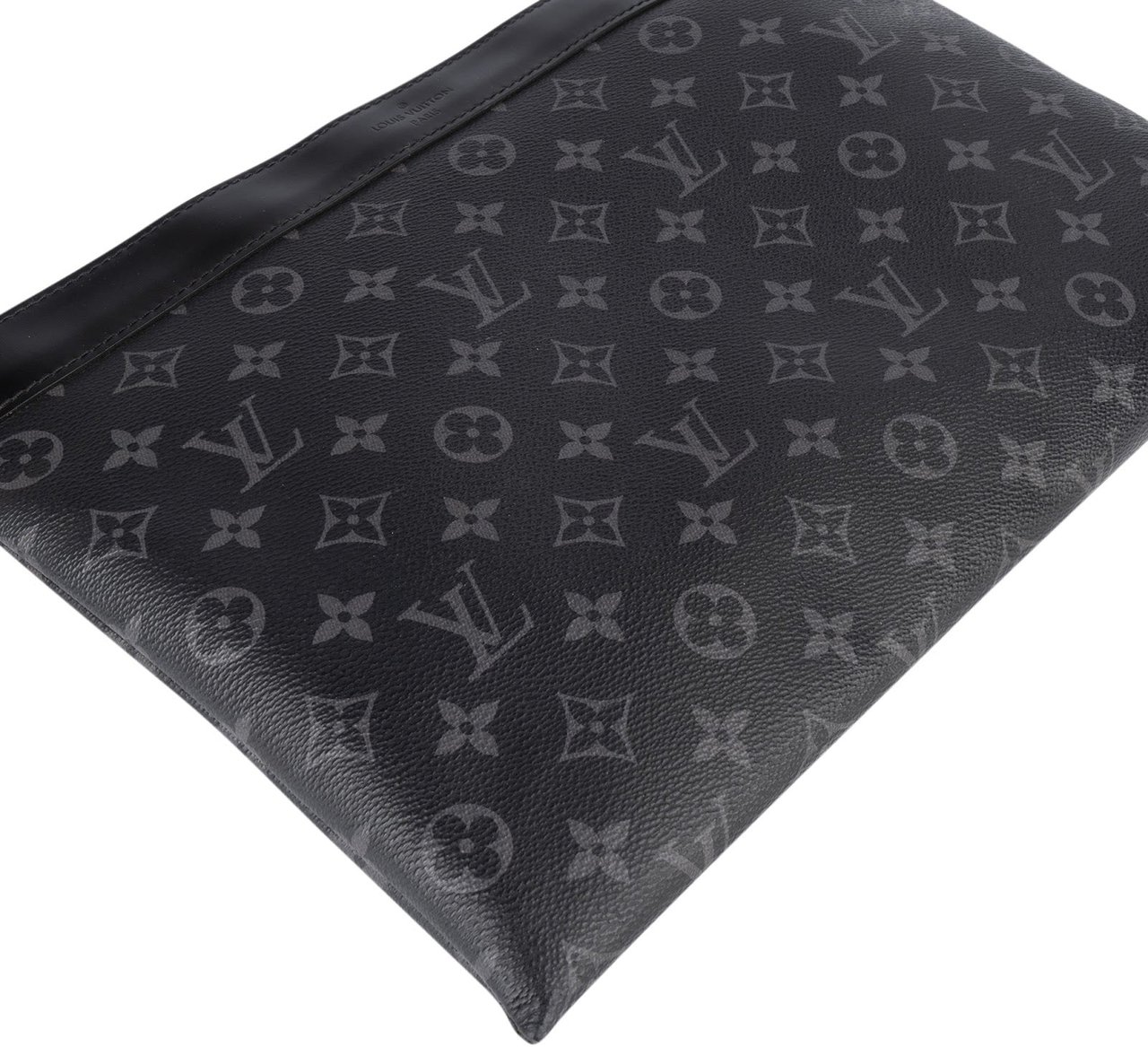 Louis Vuitton Louis Vuitton Canvas Monogram Eclipse Pochette Voyage MM Clutch Zwart