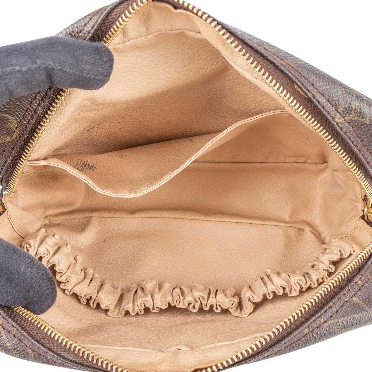 Louis Vuitton Louis Vuitton Monogram Canvas Trousse Toilette 23 Clutch Bruin