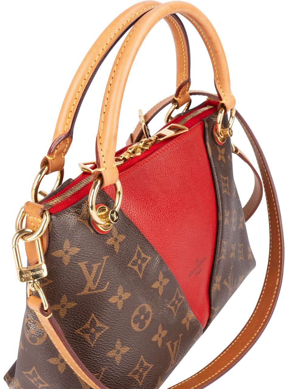 Louis Vuitton Louis Vuitton Monogram Canvas V Tote Handbag Bruin