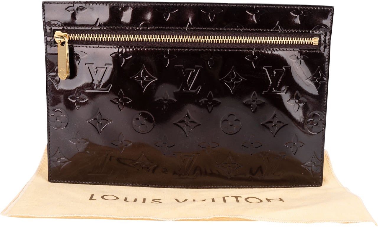 Louis Vuitton Louis Vuitton Monogram Vernis Pershing Square Organizer Clutch Bruin