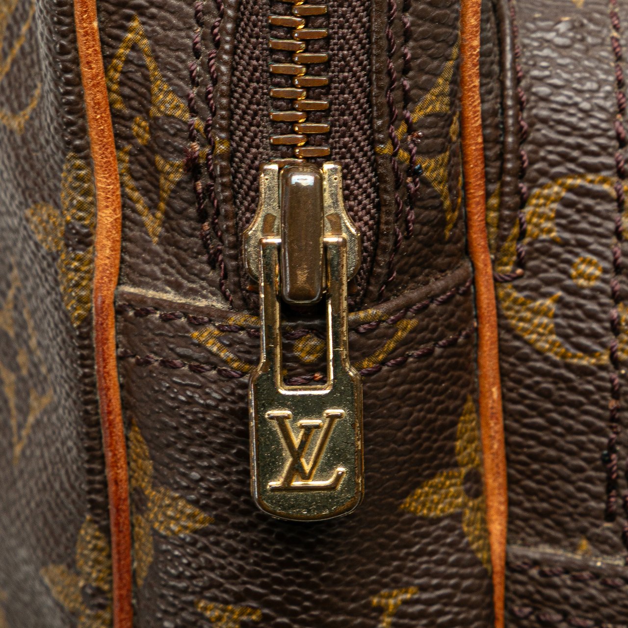 Louis Vuitton Monogram Mini Amazone Bruin