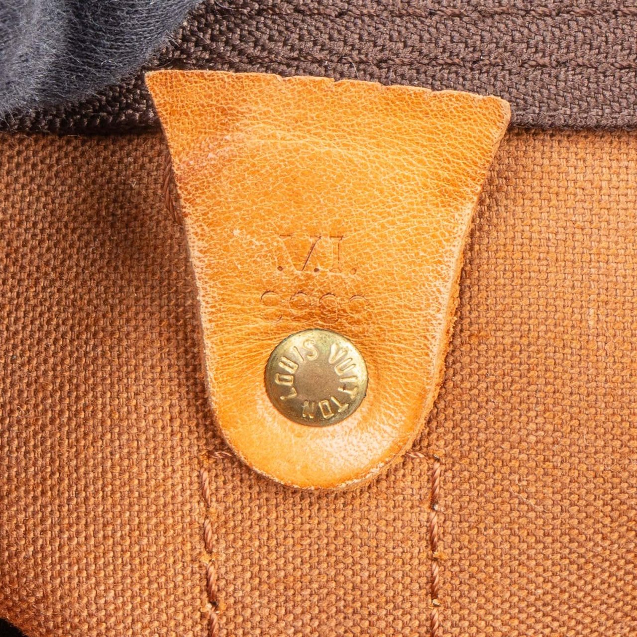 Louis Vuitton Louis Vuitton Monogram Canvas Keepall 55 Bandoulière Travel Bag Bruin