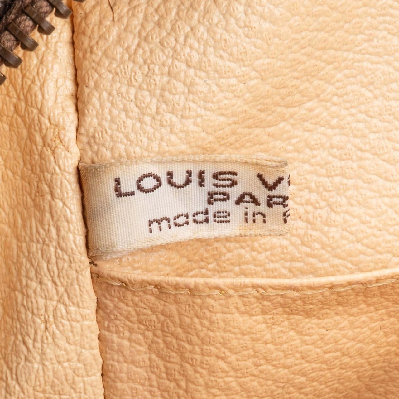 Louis Vuitton Louis Vuitton Monogram Canvas Trousse Toilette 28 Clutch Bruin