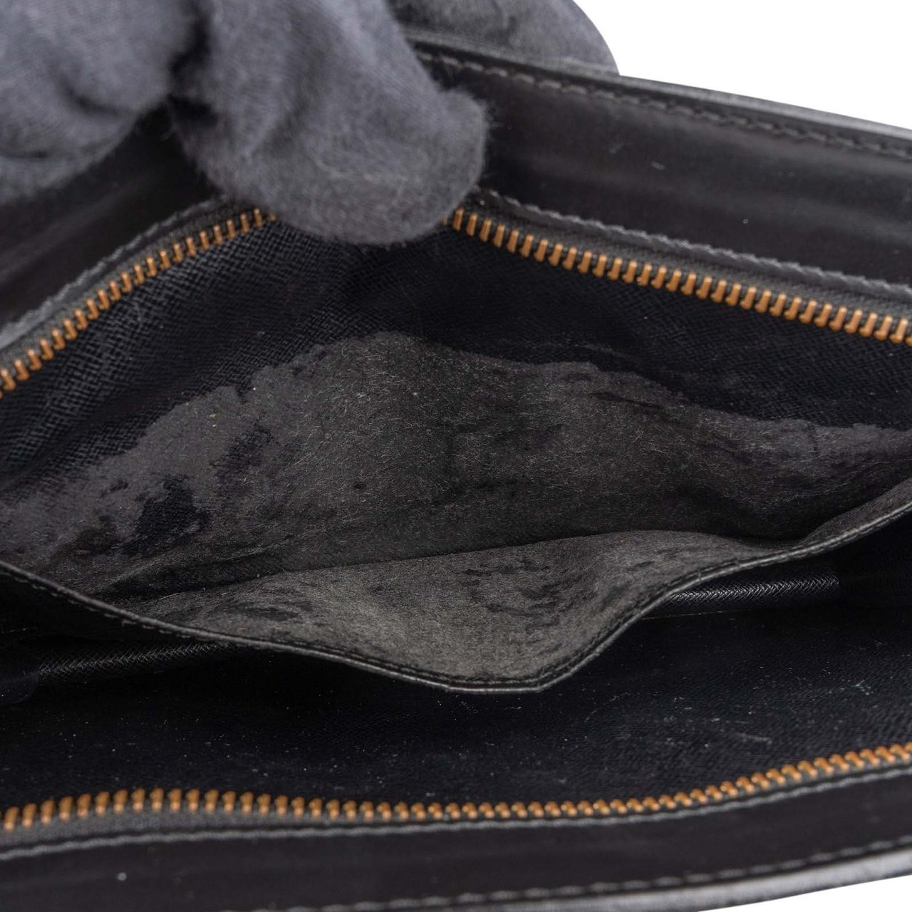 Louis Vuitton Louis Vuitton Noir Epi Leather Pochette Homme Clutch Zwart