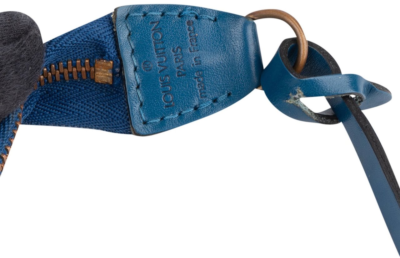 Louis Vuitton Blue Epi Leather Pochette Accessoires Handbag Blauw