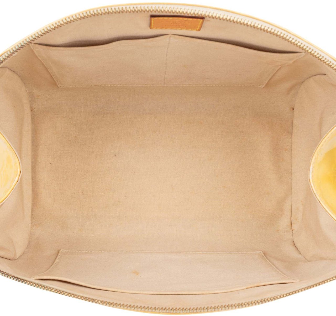 Louis Vuitton Louis Vuitton Monogram Vernis Leather Sherwood GM Handbag Geel