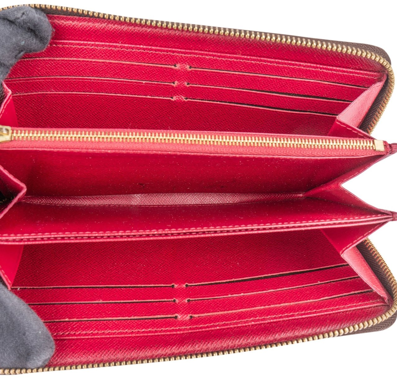 Louis Vuitton Louis Vuitton Monogram Canvas Zippy Wallet Bruin