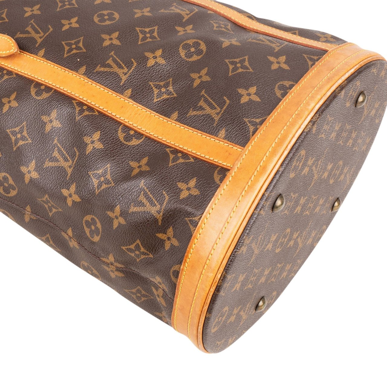 Louis Vuitton Louis Vuitton Monogram Canvas Bucket GM Shoulder Bag Bruin