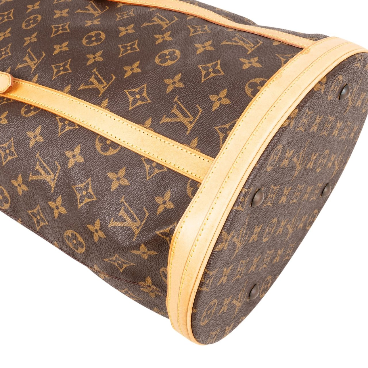 Louis Vuitton Louis Vuitton Monogram Canvas Bucket GM Shoulder Bag Bruin