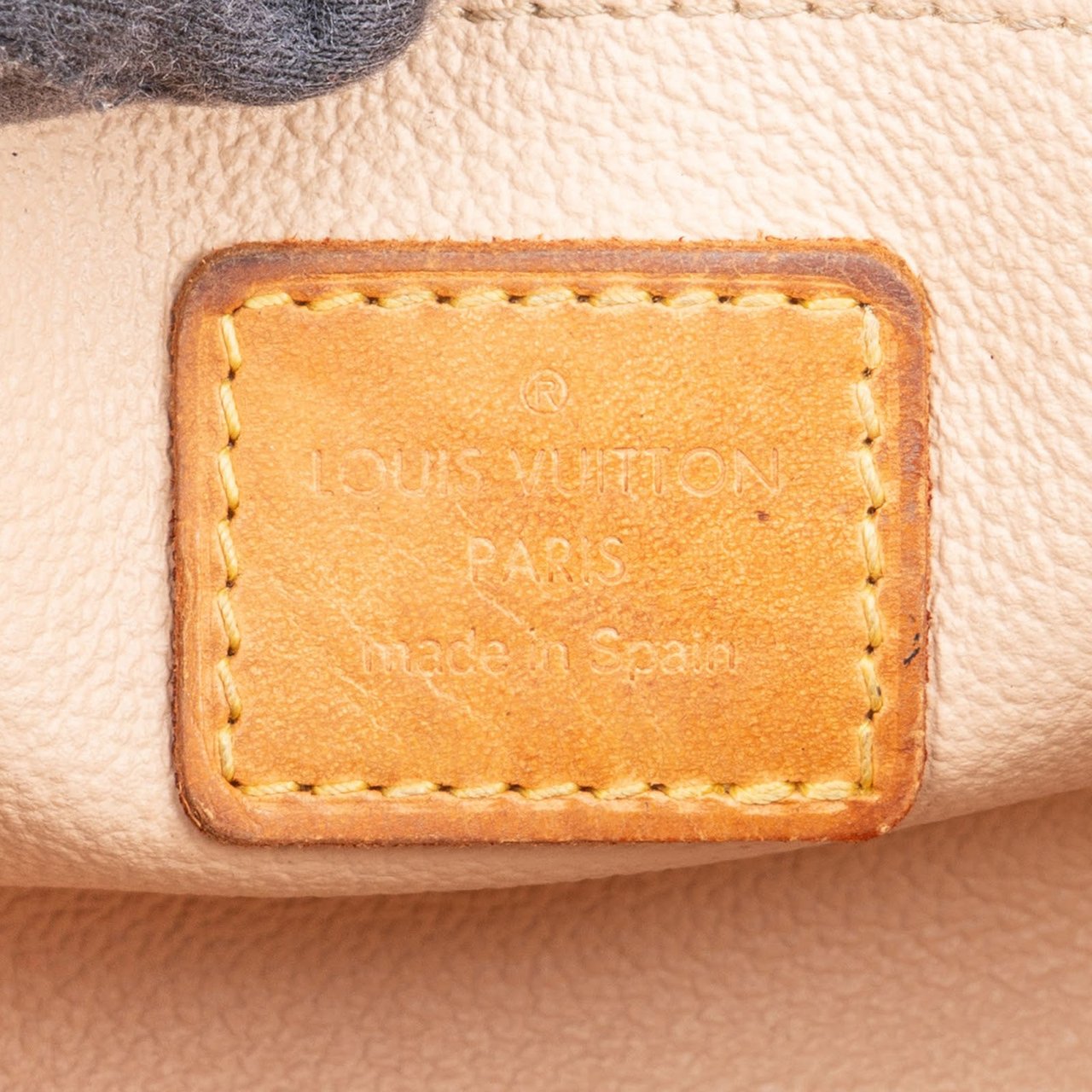 Louis Vuitton Louis Vuitton Monogram Canvas Cosmetique Pouch Bruin