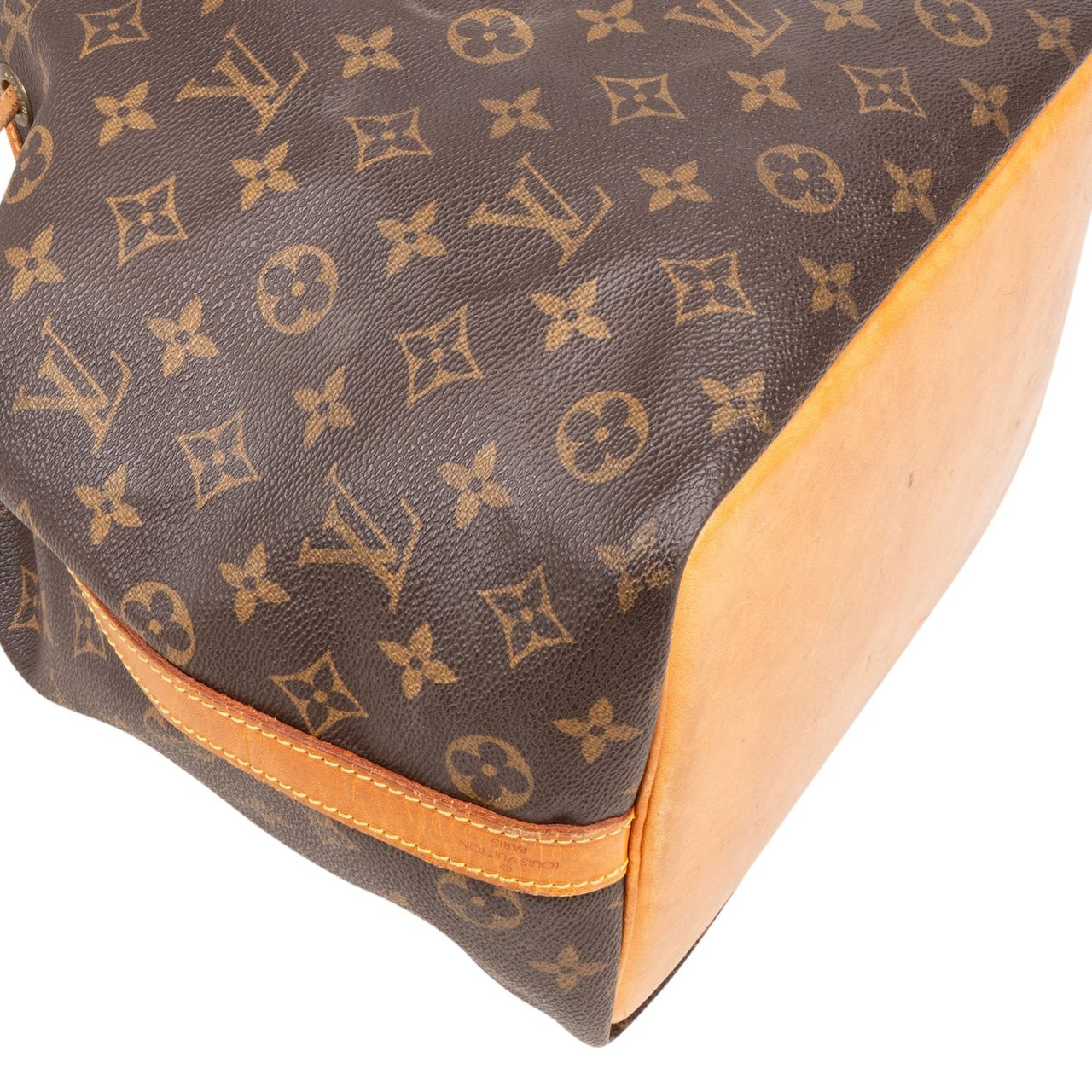 Louis Vuitton Louis Vuitton Monogram Canvas Sac Noé Petit Shoulder Bag Bruin