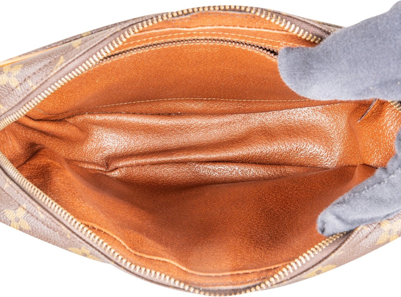 Louis Vuitton Louis Vuitton Monogram Canvas Jeune Fille GM Crossbody Bag Bruin