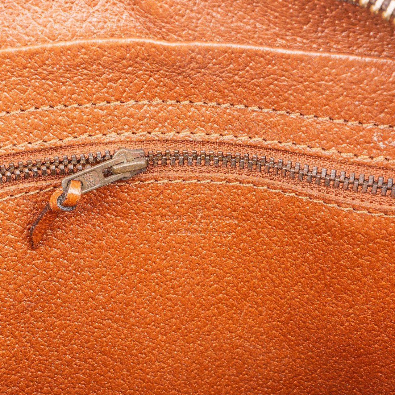 Louis Vuitton Louis Vuitton Monogram Canvas Jeune Fille GM Crossbody Bag Bruin