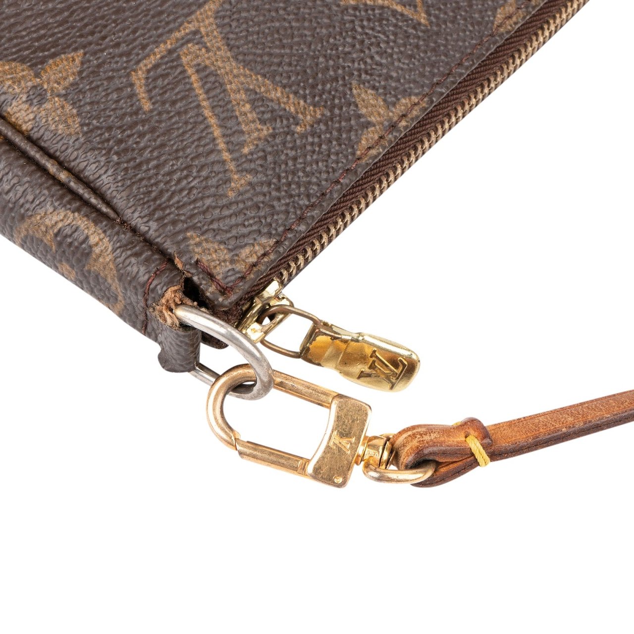 Louis Vuitton Louis Vuitton Monogram Canvas Pochette Accessoires Handbag Bruin