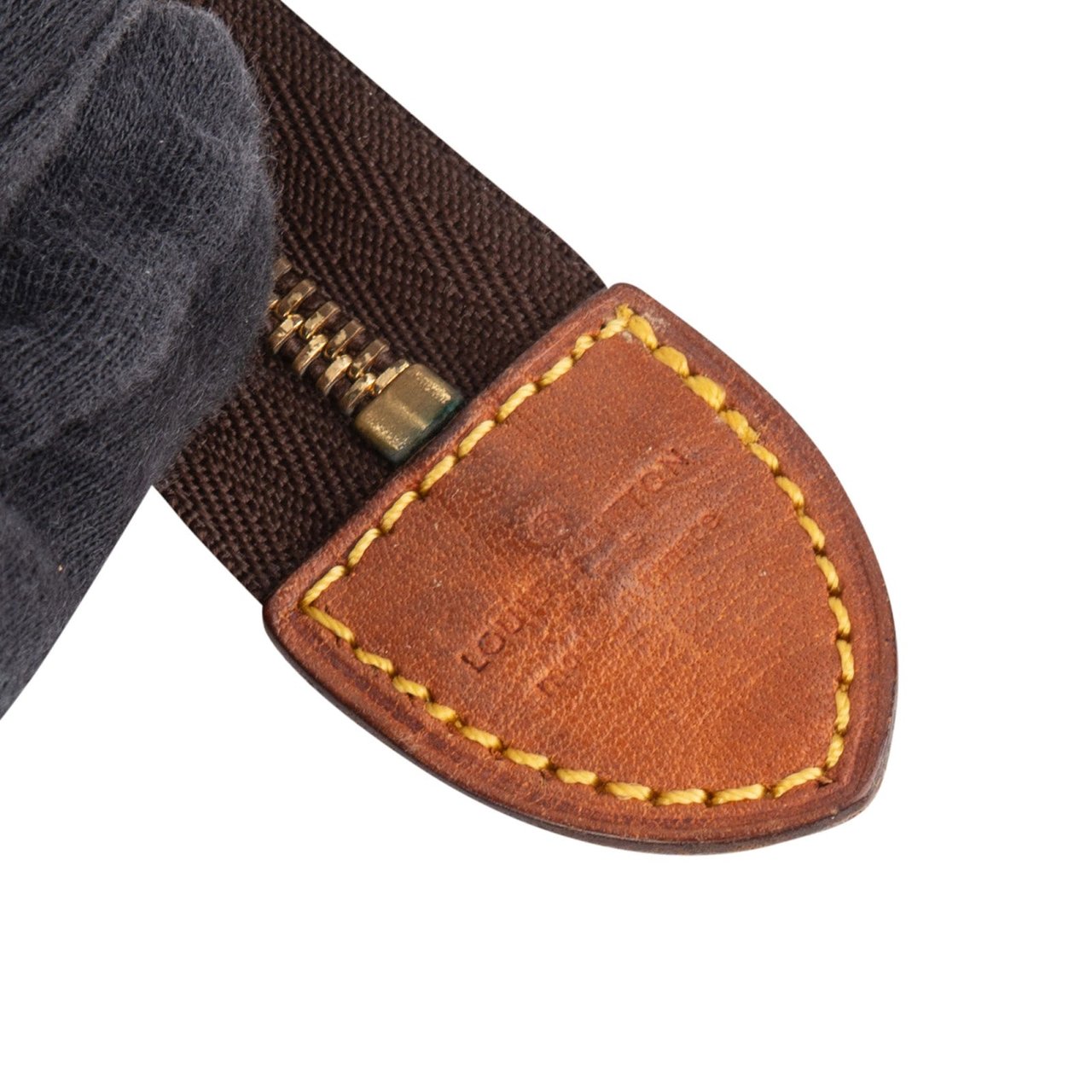 Louis Vuitton Louis Vuitton Monogram Canvas Poche Toilette 25 Clutch Bruin