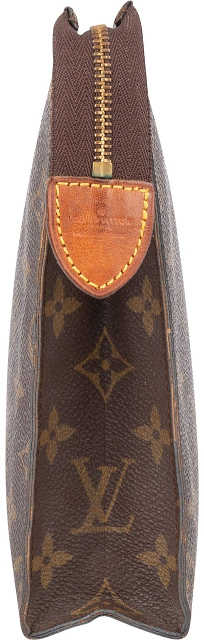Louis Vuitton Louis Vuitton Monogram Canvas Poche Toilette 25 Clutch Bruin