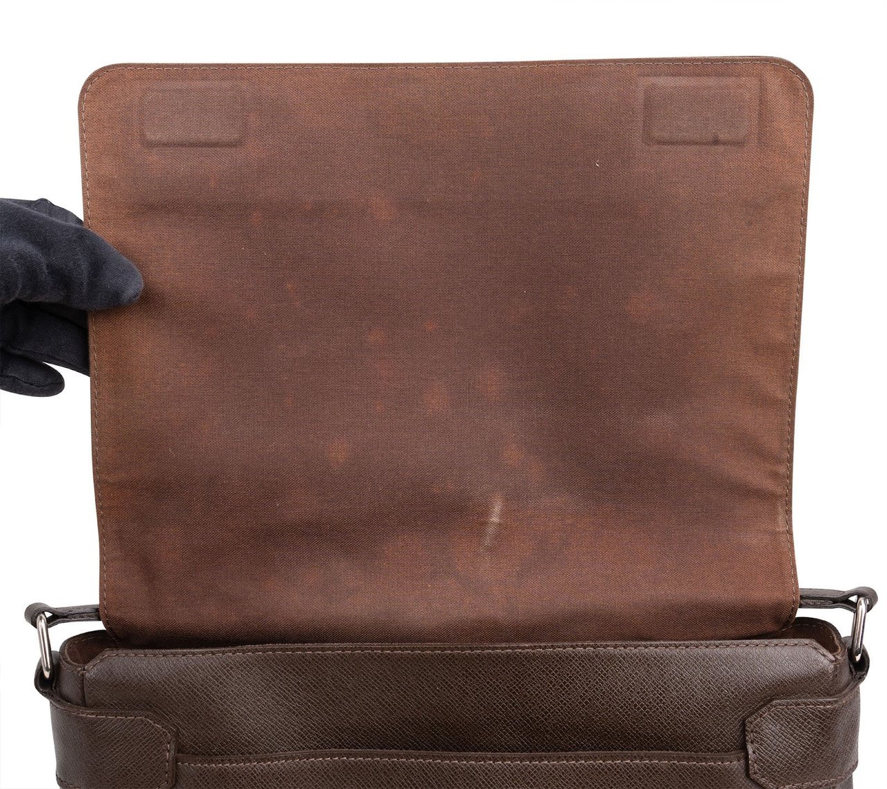 Louis Vuitton Louis Vuitton Taiga Leather Roman MM Messenger Crossbody Bag Bruin