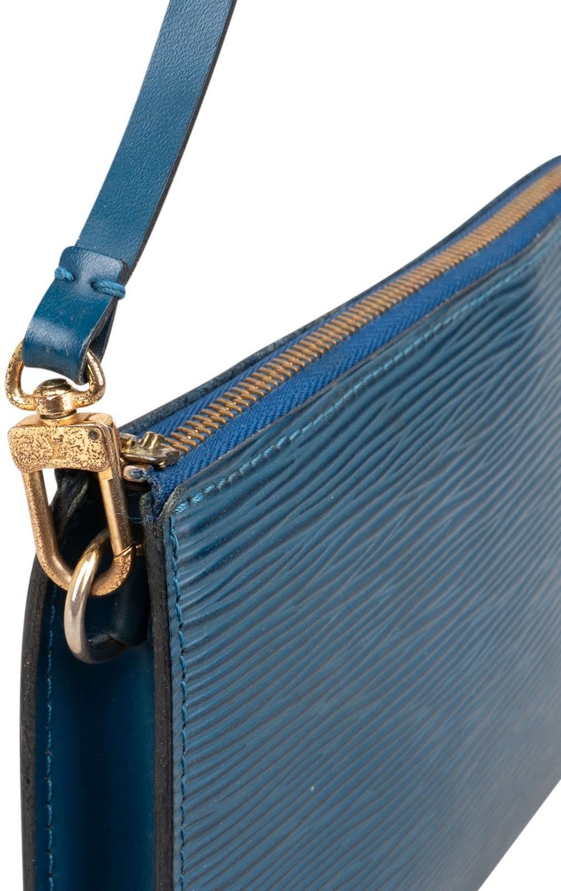 Louis Vuitton Louis Vuitton Blue Epi Leather Pochette Accessoires Handbag Blauw
