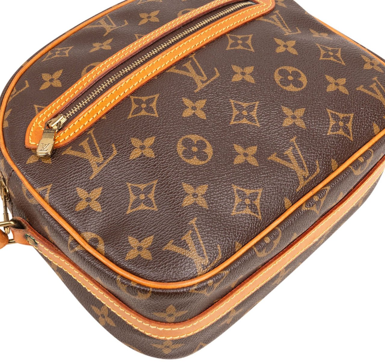 Louis Vuitton Louis Vuitton Monogram Canvas Blois Crossbody Bag Bruin