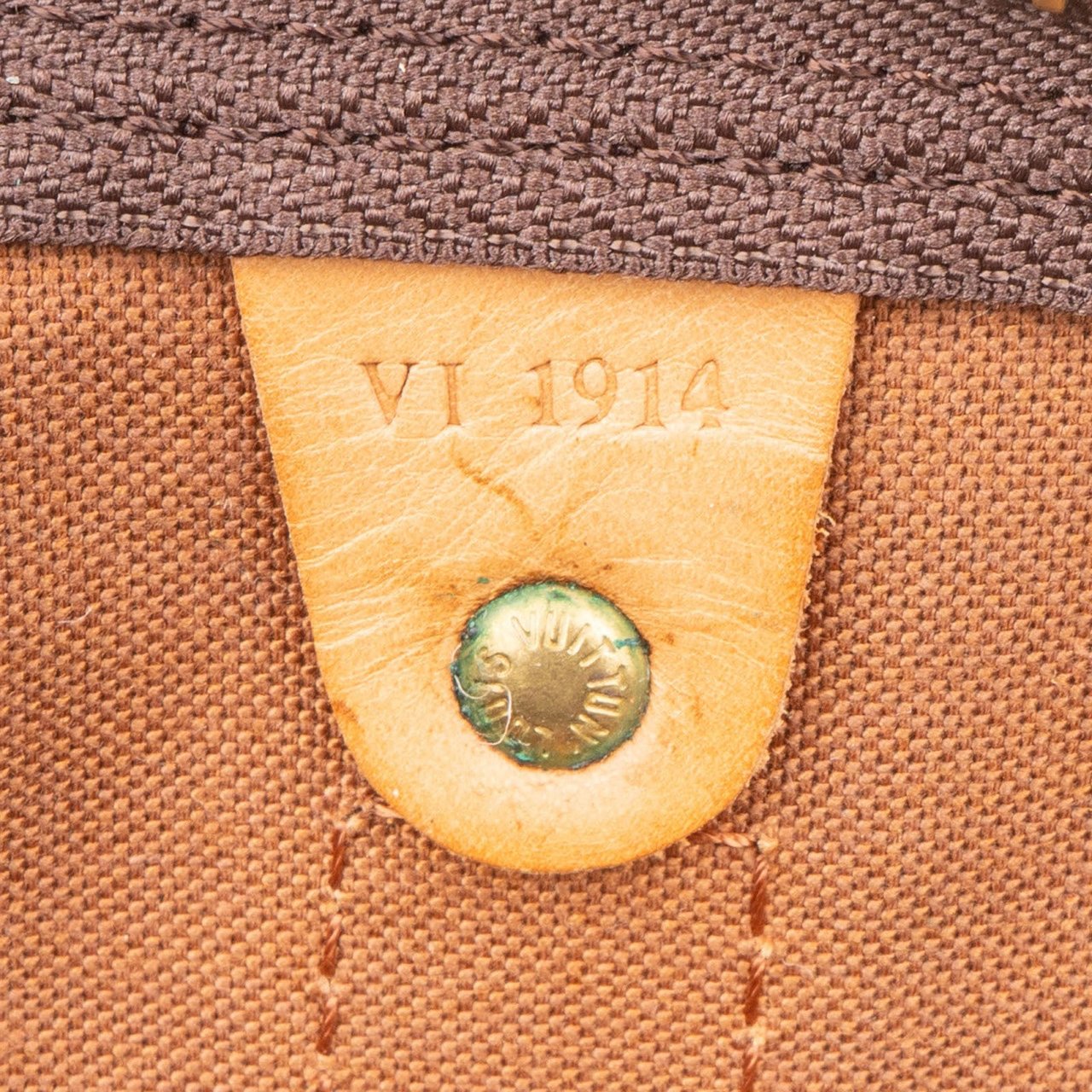 Louis Vuitton Louis Vuitton Monogram Canvas Keepall 60 Bandoulière Travel Bag Bruin