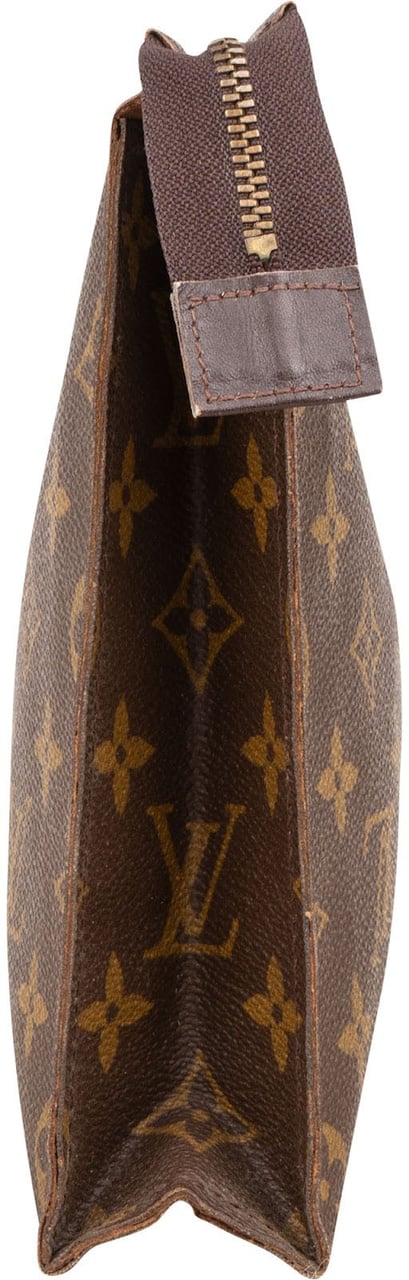 Louis Vuitton Louis Vuitton Monogram Canvas Poche Toilette 25 Clutch Bruin
