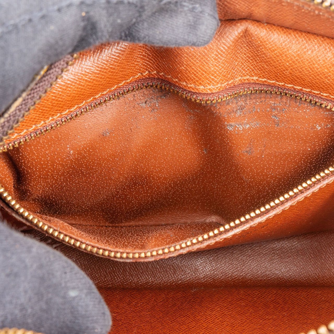 Louis Vuitton Louis Vuitton Monogram Canvas Trocadero 23 Crossbody Bag Bruin