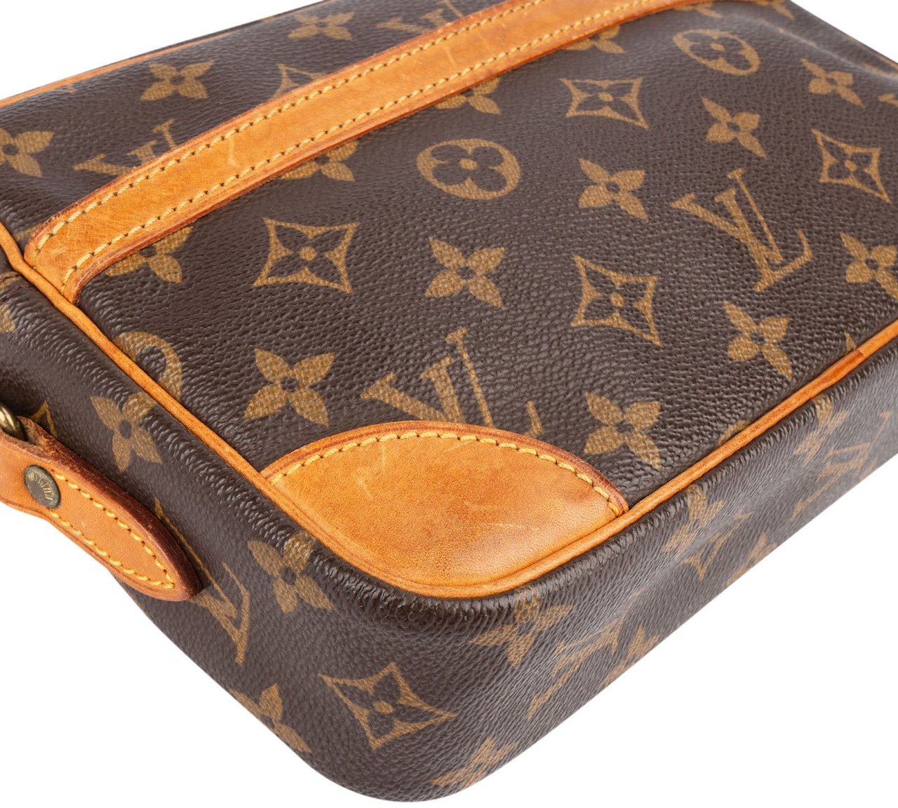 Louis Vuitton Louis Vuitton Monogram Canvas Trocadero 23 Crossbody Bag Bruin