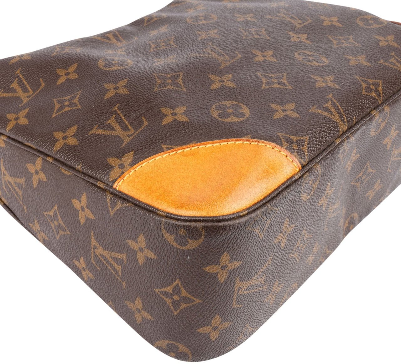 Louis Vuitton Louis Vuitton Monogram Canvas Boulogne Crossbody Bag Bruin