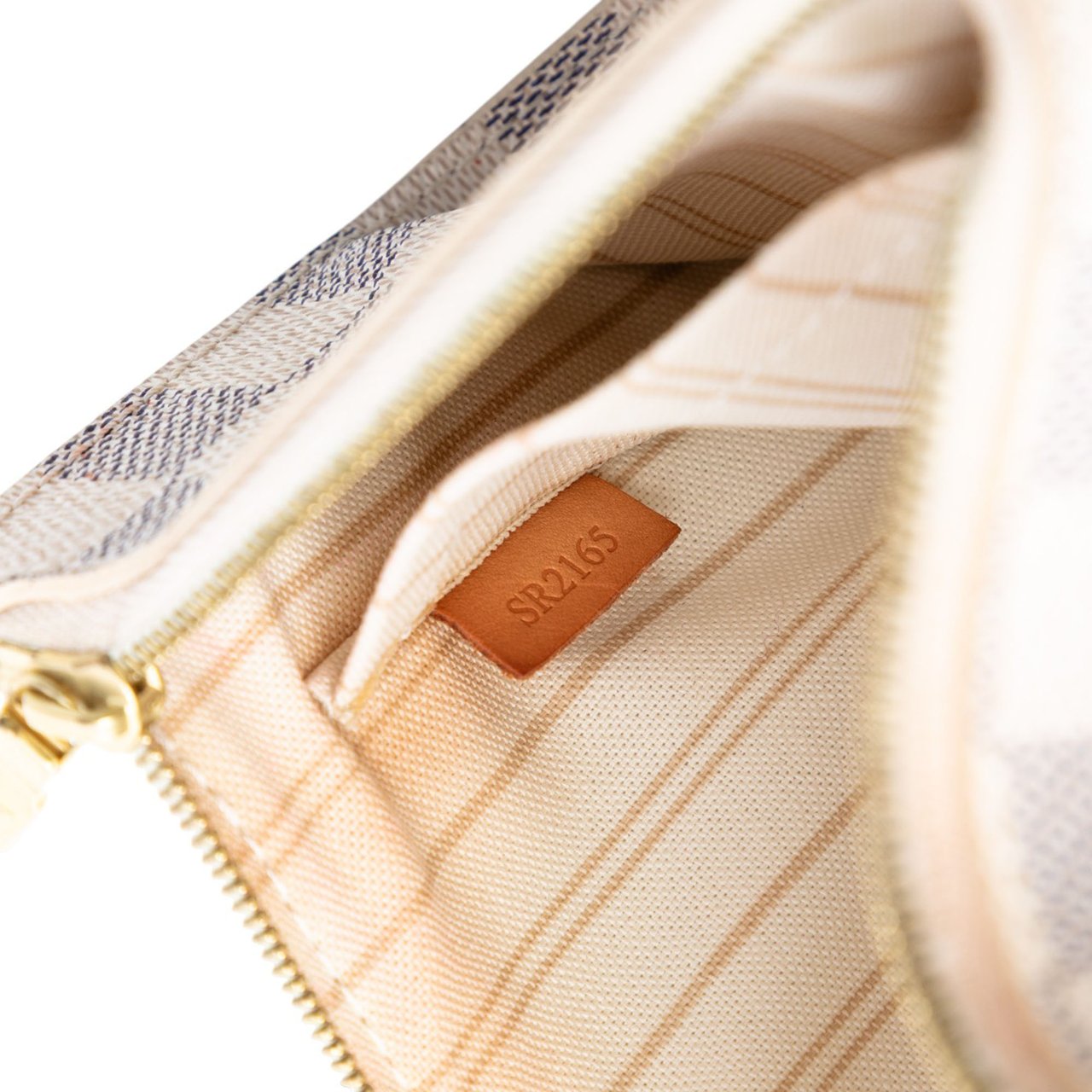 Louis Vuitton Damier Azur Neverfull MM Pouch Wit