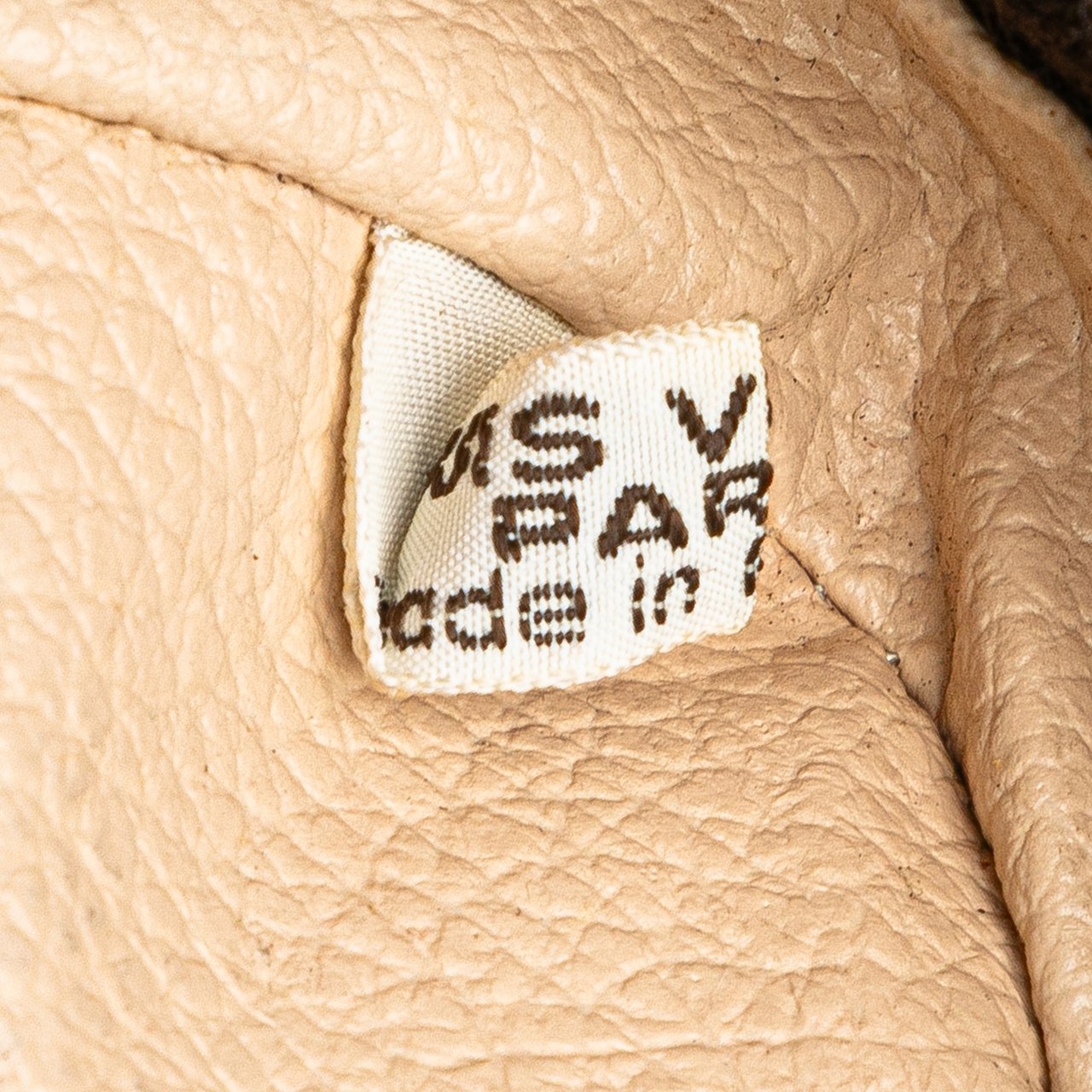 Louis Vuitton Monogram Trousse Toilette 28 Bruin