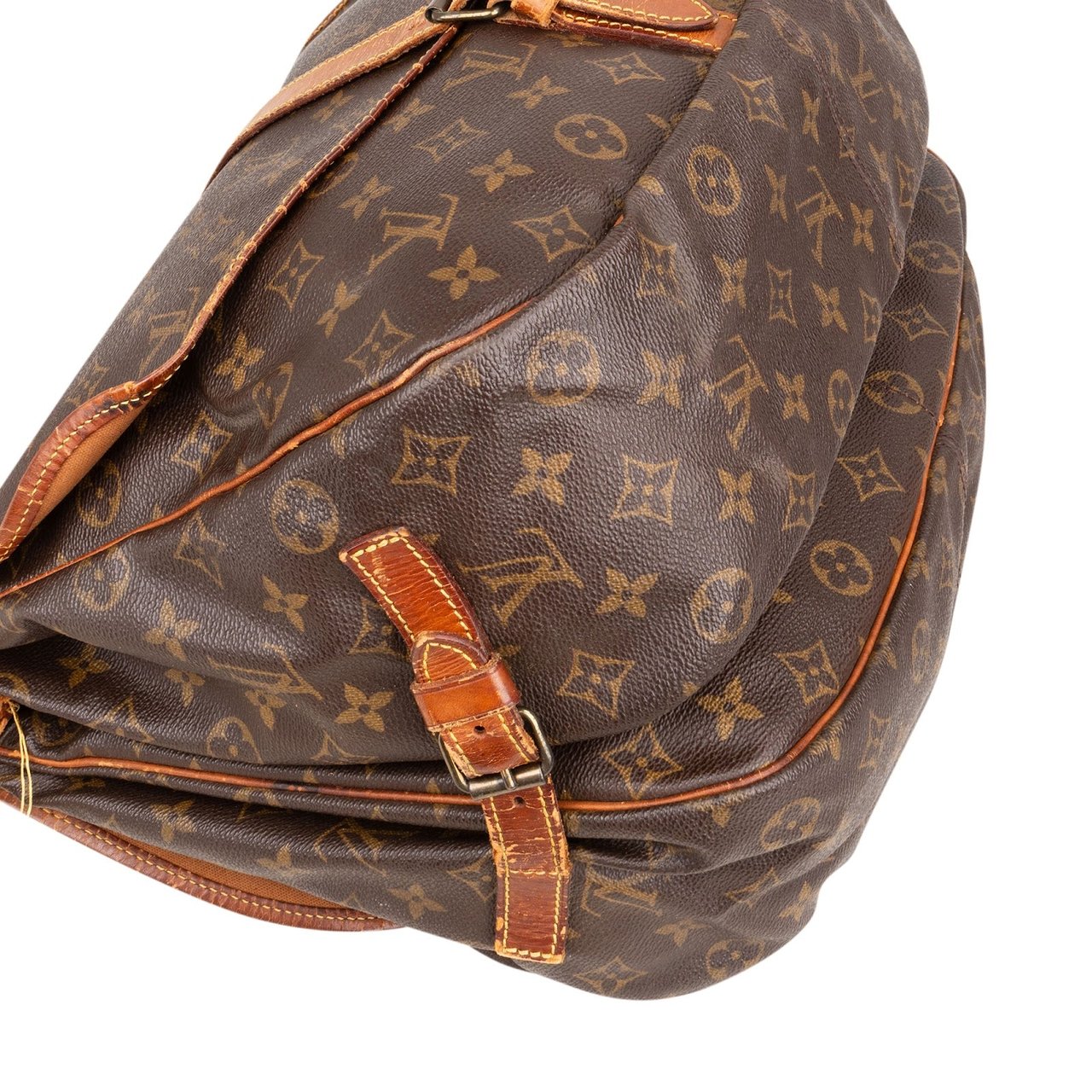 Louis Vuitton Louis Vuitton Monogram Canvas Saumur 35 Crossbody Bag Bruin