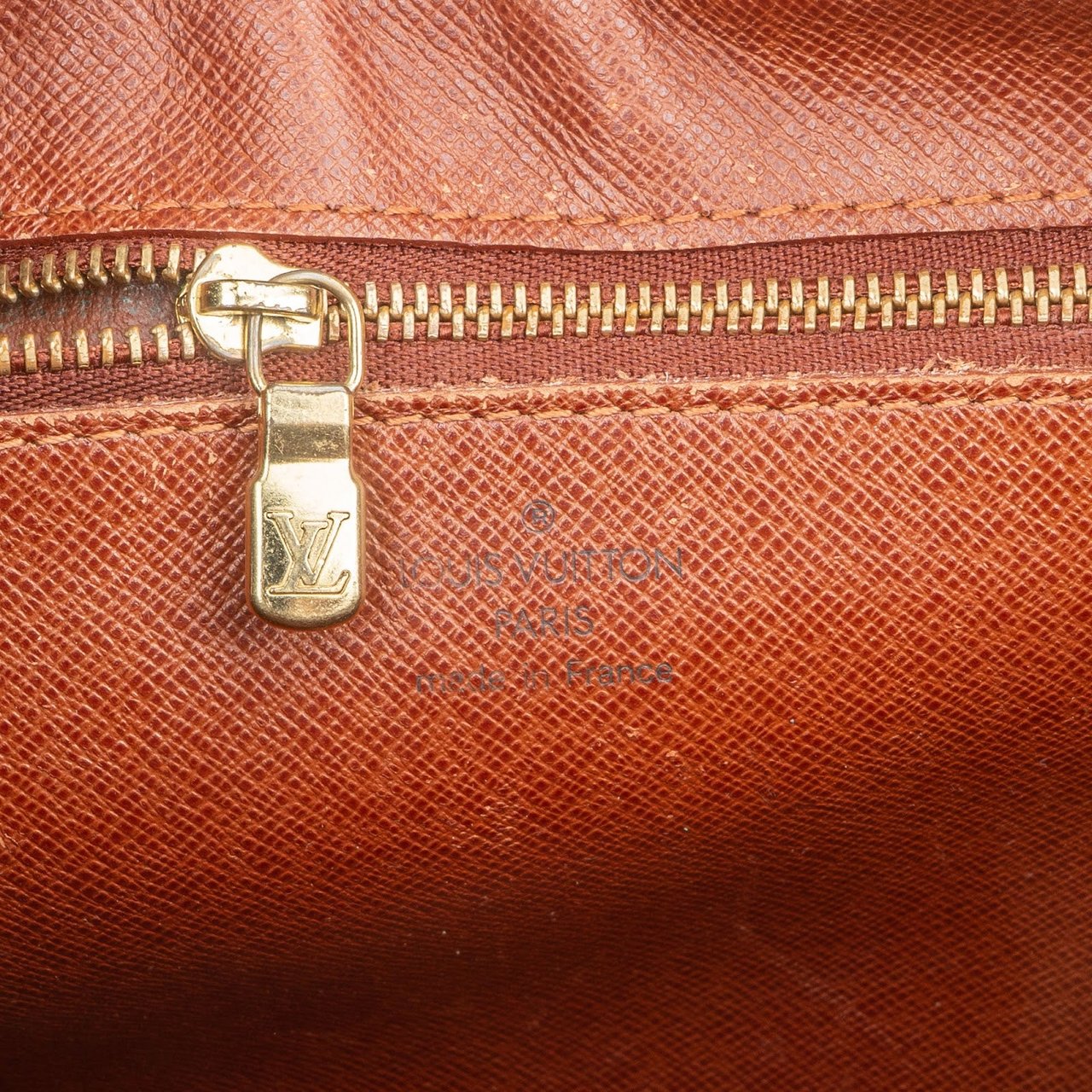 Louis Vuitton Louis Vuitton Monogram Canvas Trocadero 27 Crossbody Bag Bruin