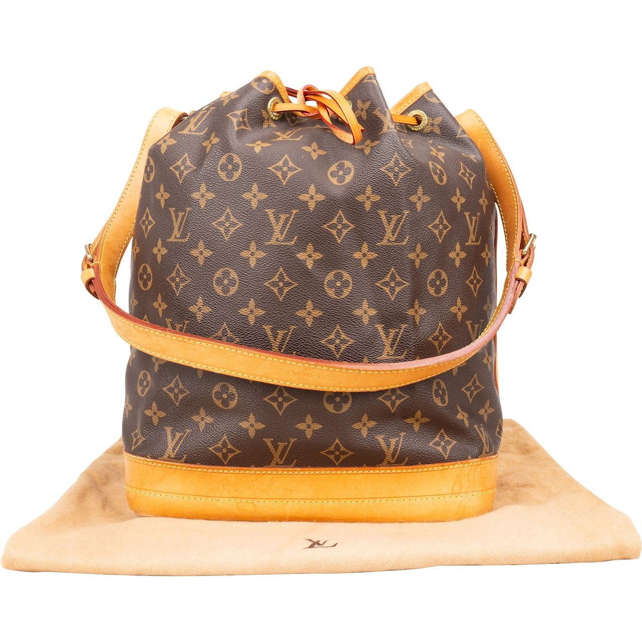 Louis Vuitton Louis Vuitton Canvas Monogram Sac Noé Grande Shoulder Bag Bruin