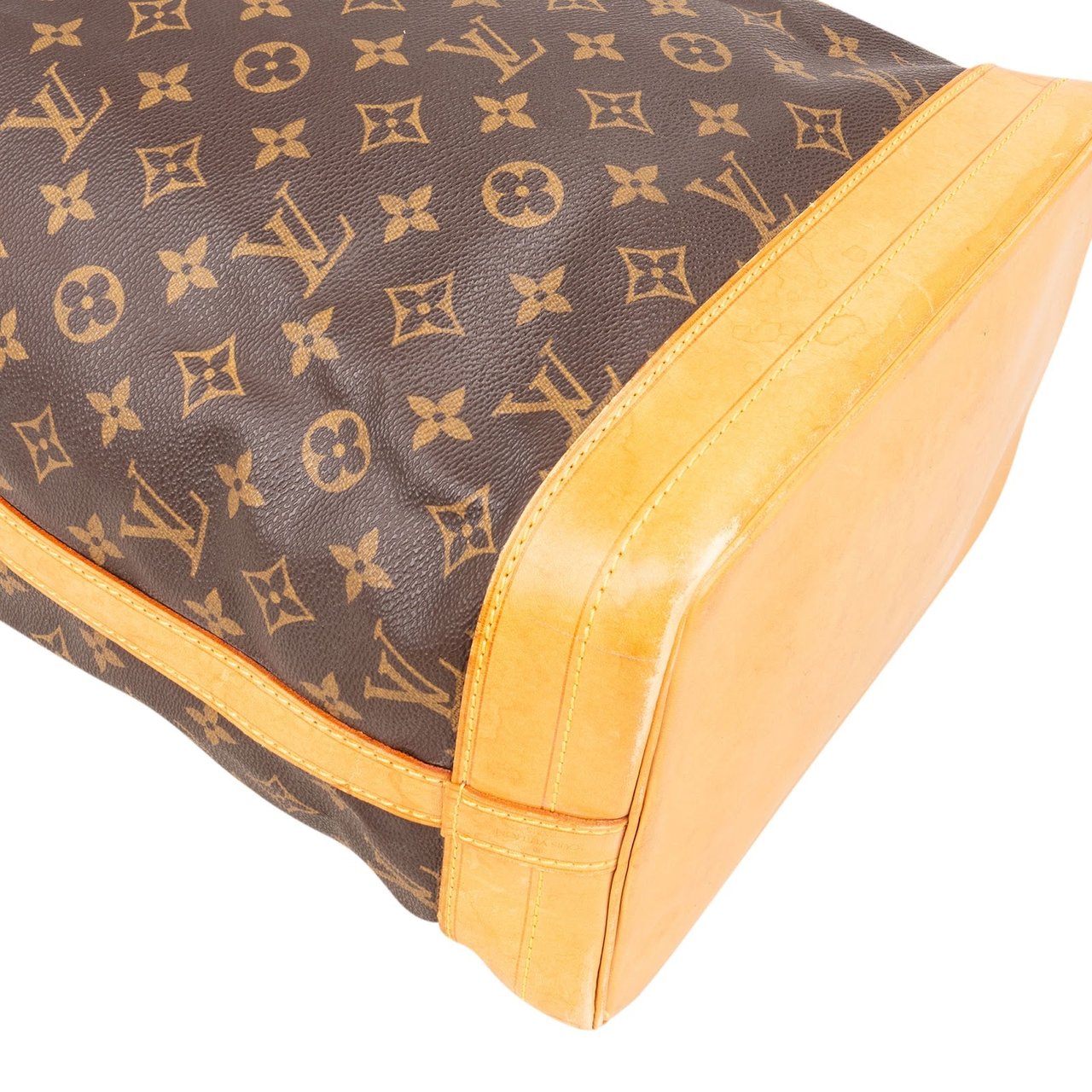 Louis Vuitton Louis Vuitton Canvas Monogram Sac Noé Grande Shoulder Bag Bruin