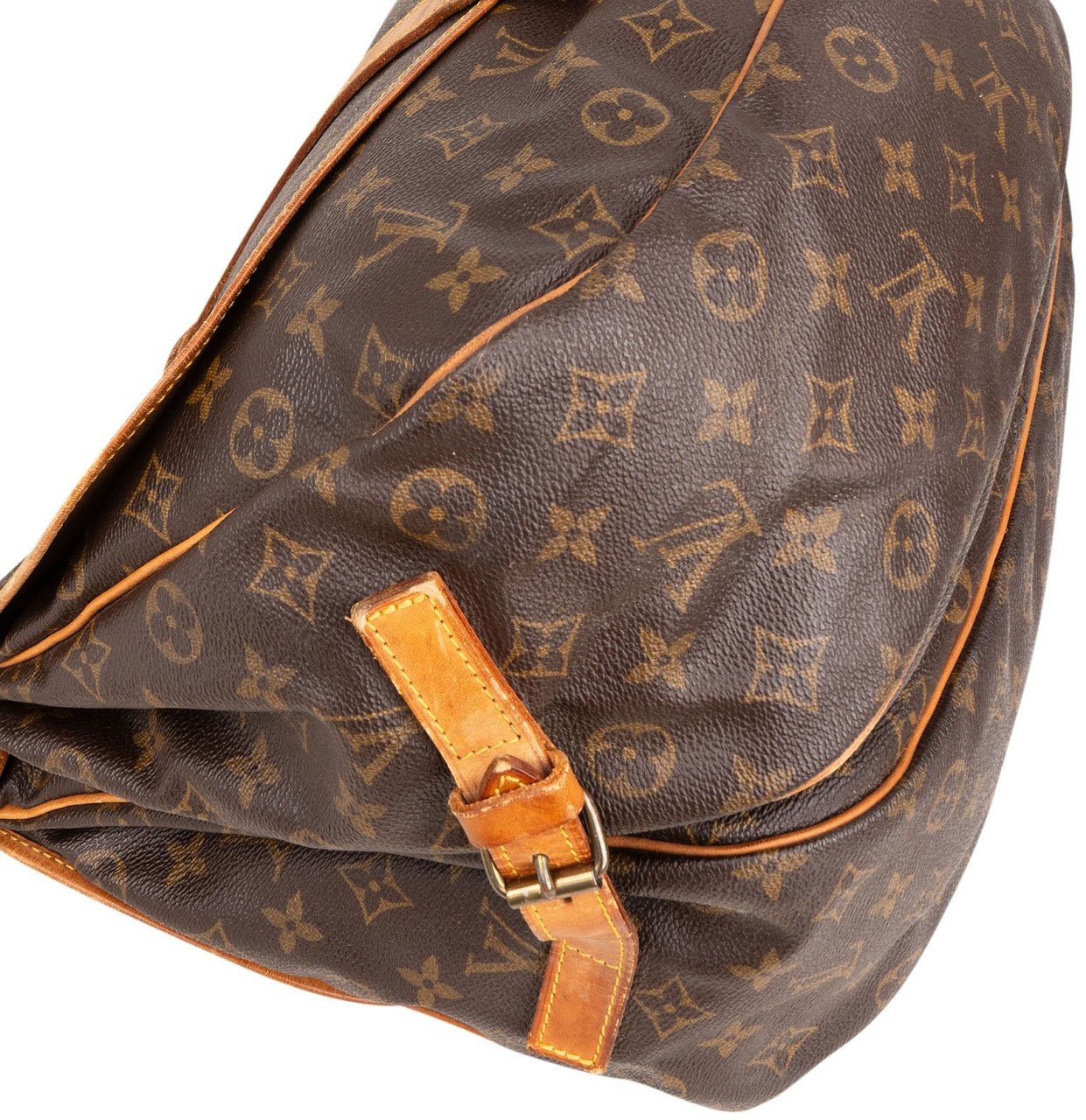 Louis Vuitton Louis Vuitton Monogram Canvas Saumur 35 Crossbody Bag Bruin