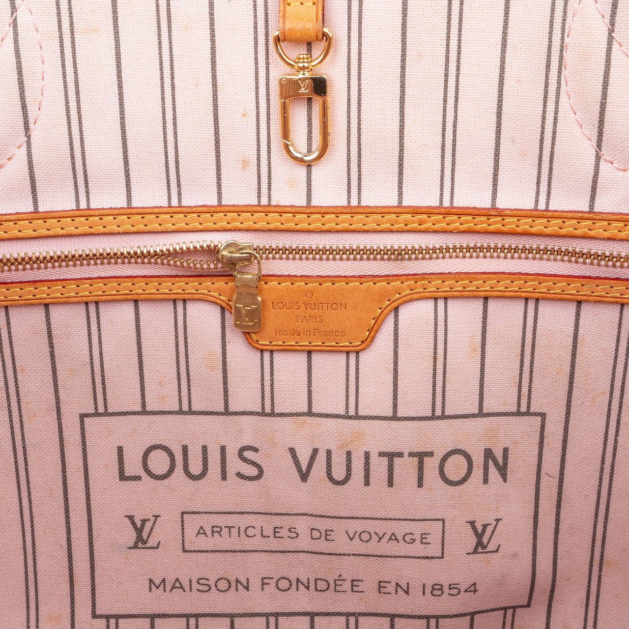 Louis Vuitton Louis Vuitton Monogram Canvas Neverfull MM Shoulder Bag Bruin