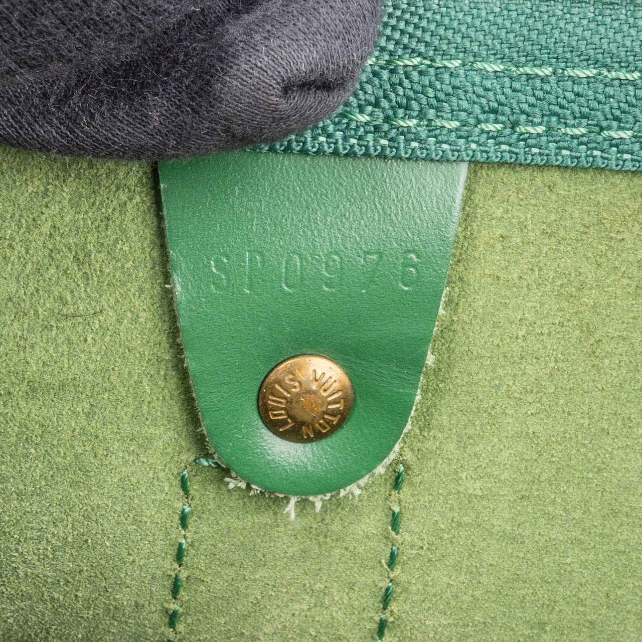 Louis Vuitton Louis Vuitton Green Epi Leather Keepall 45 Travel Bag Groen