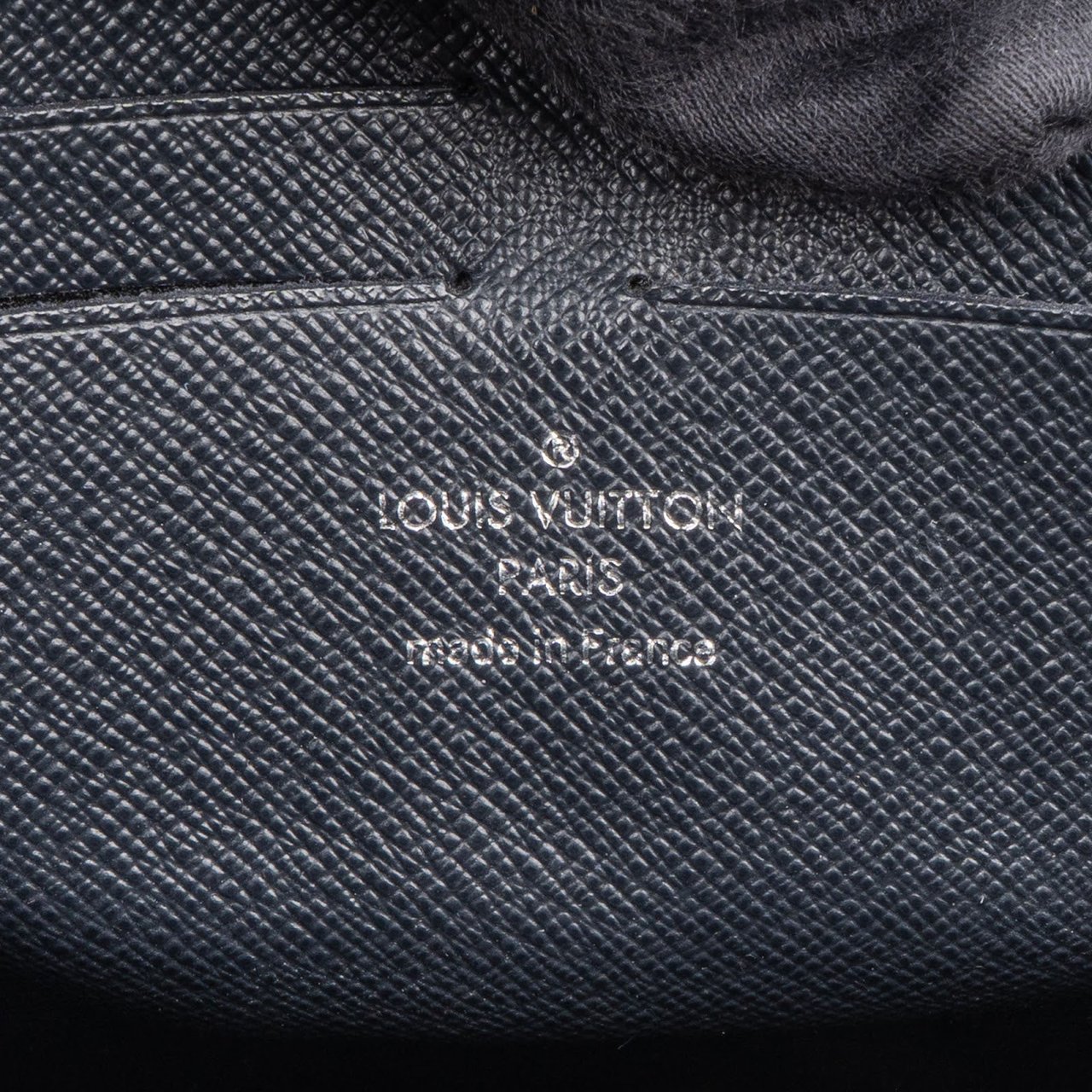 Louis Vuitton Louis Vuitton Monogram Savane Ink Dune Chapman Pochette GM Clutch Wit