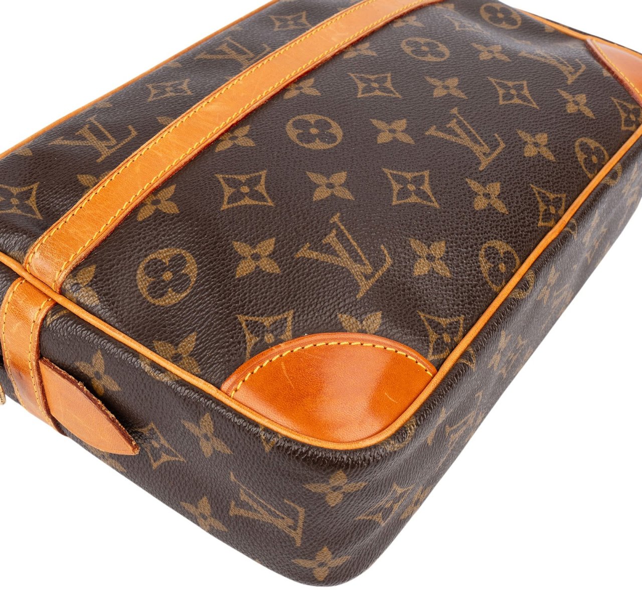 Louis Vuitton Louis Vuitton Monogram Canvas Compiegne 28 Clutch Bruin