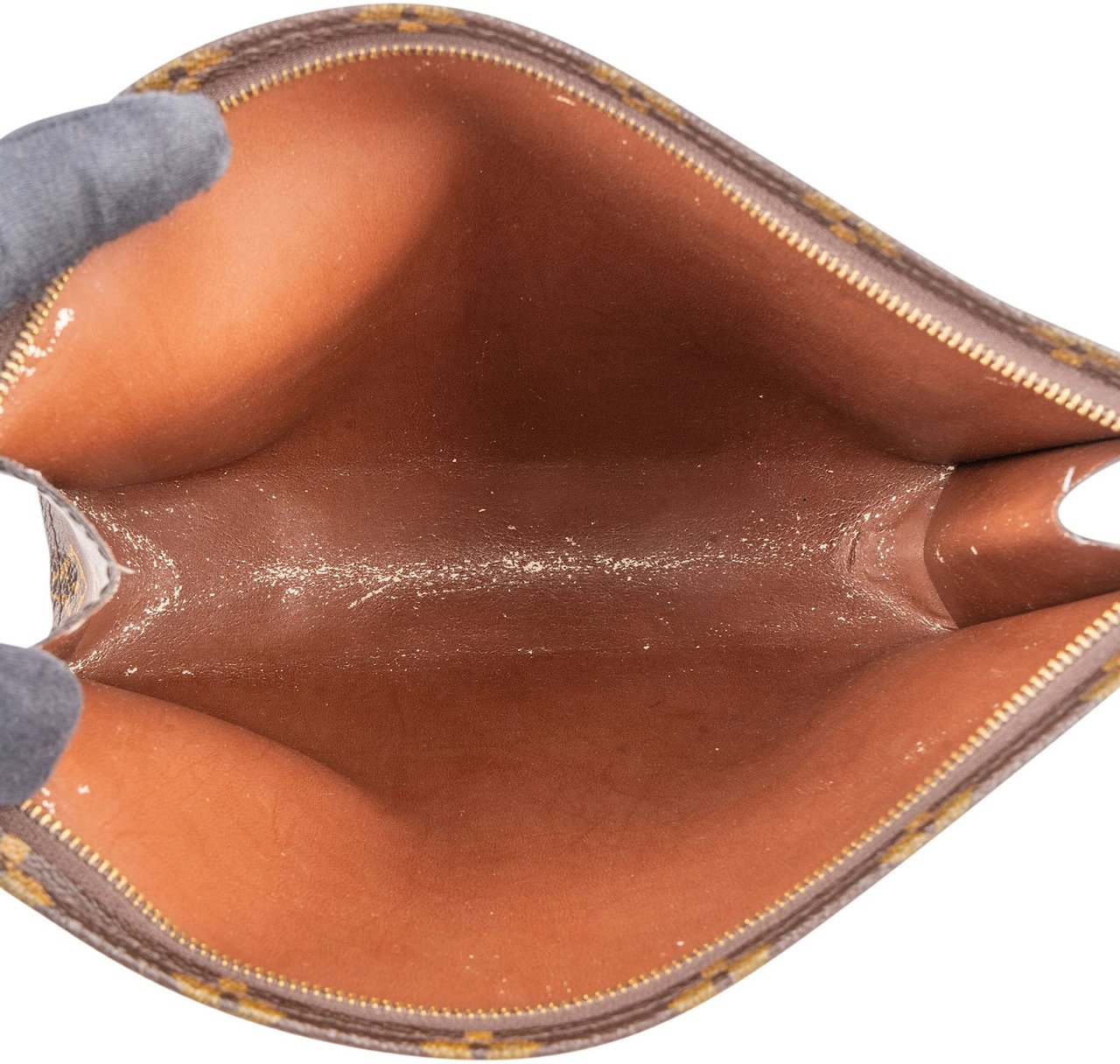 Louis Vuitton Louis Vuitton Monogram Canvas Poche Toilette 25 Clutch Bruin