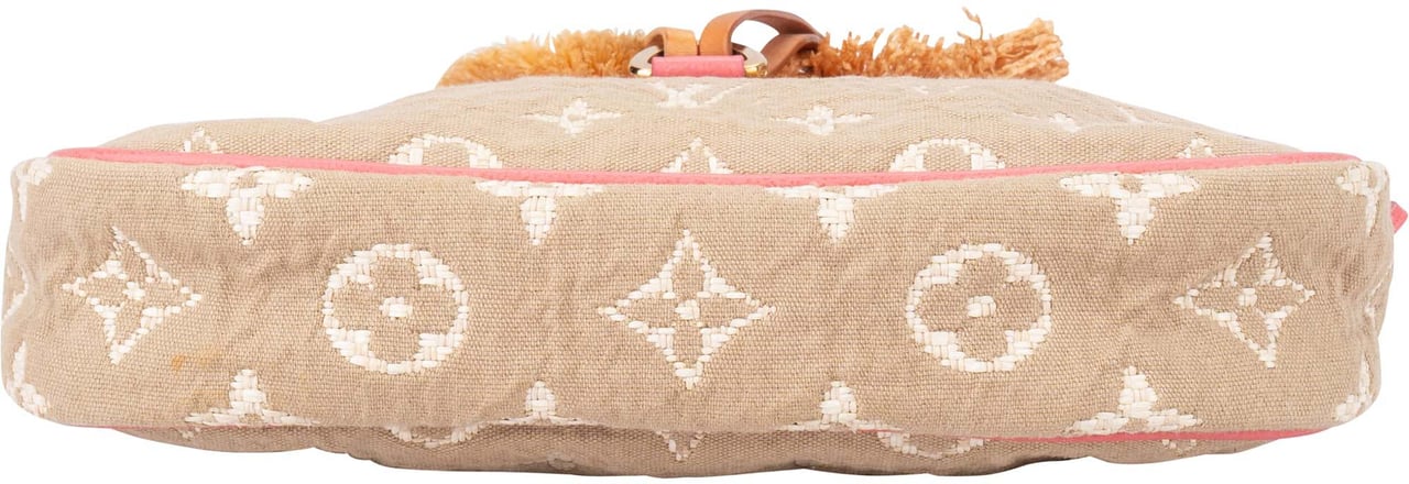 Louis Vuitton Louis Vuitton Denim Monogram Sabbia Rose Pochette Accessoire Handbag Divers