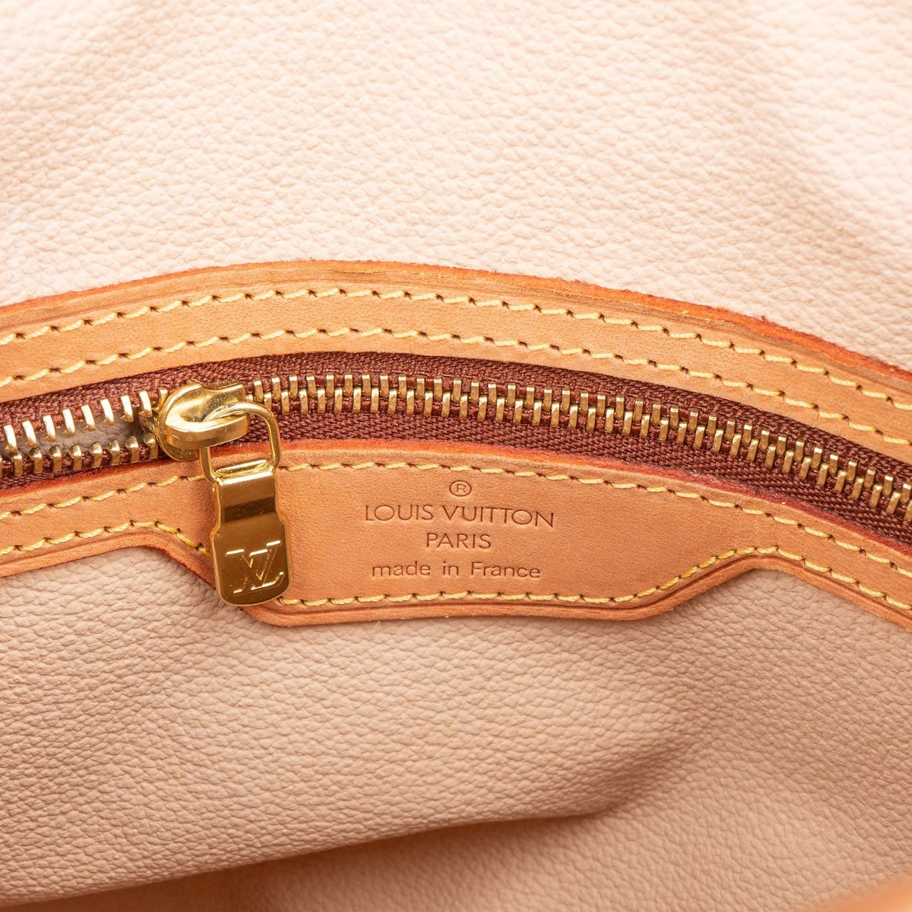 Louis Vuitton Louis Vuitton Monogram Canvas Bucket PM Shoulder Bag Bruin