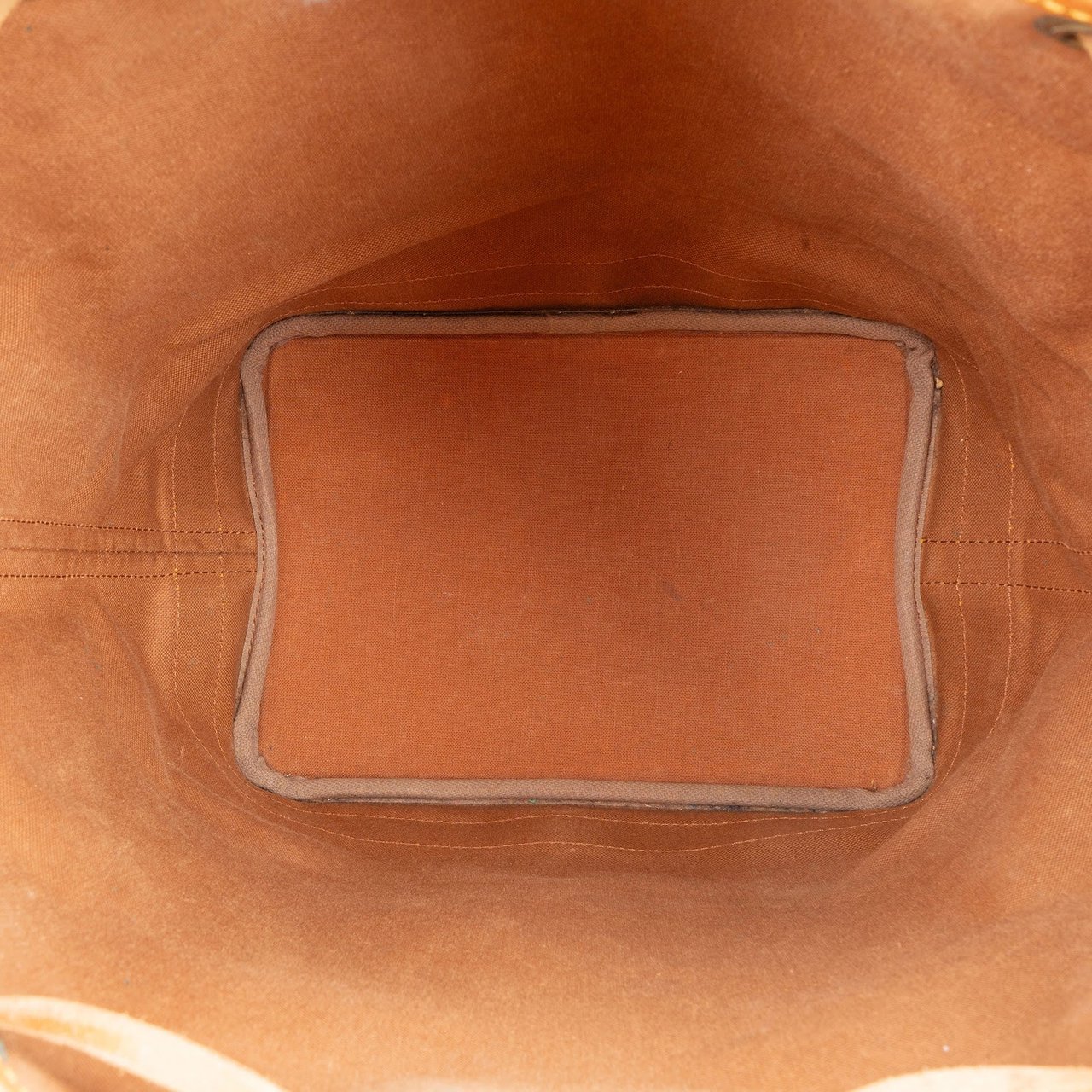 Louis Vuitton Louis Vuitton Monogram Canvas Sac Noé Grande Shoulder Bag Bruin