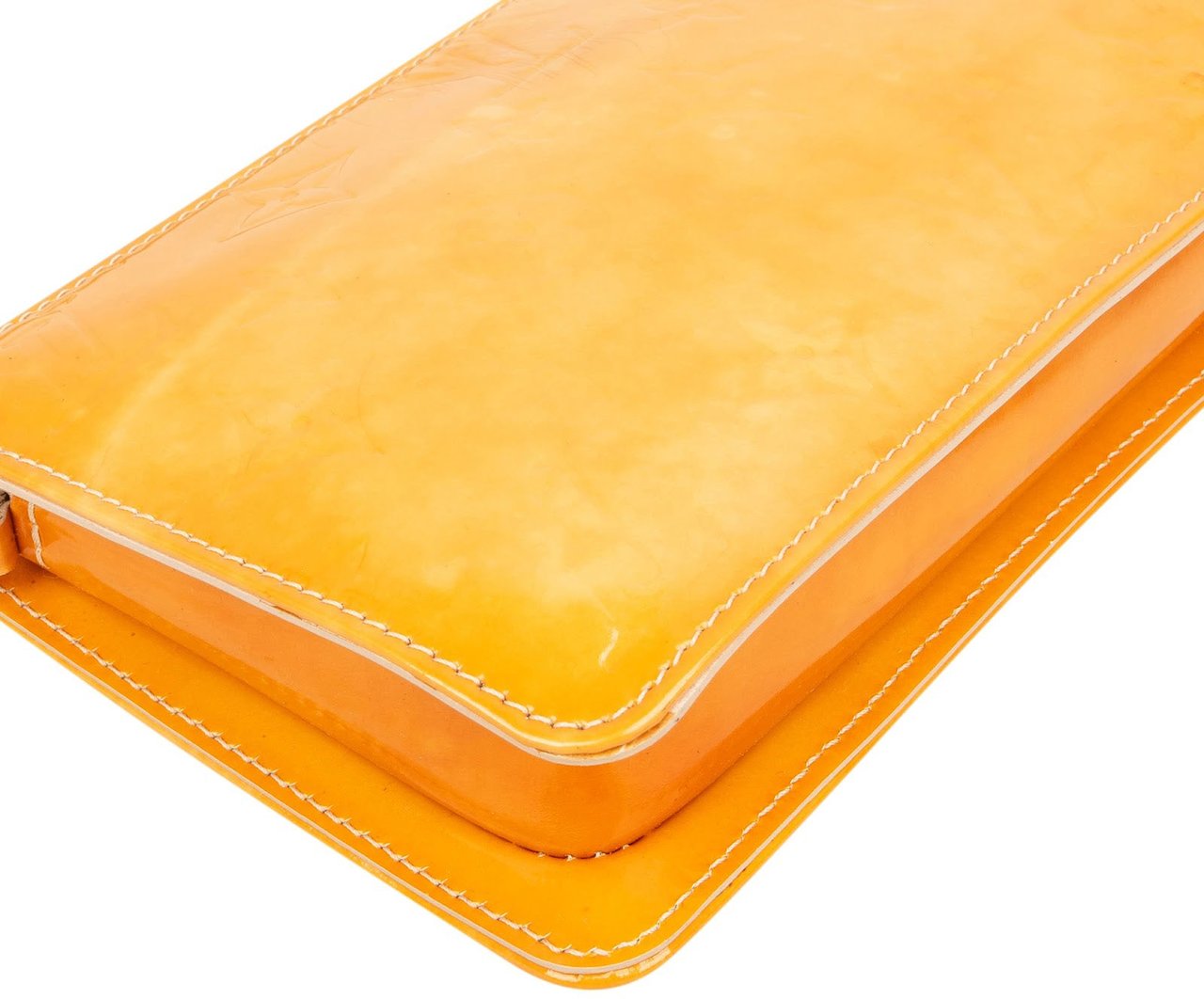 Louis Vuitton Louis Vuitton Vernis Monogram Lexington Pochette Handbag Geel