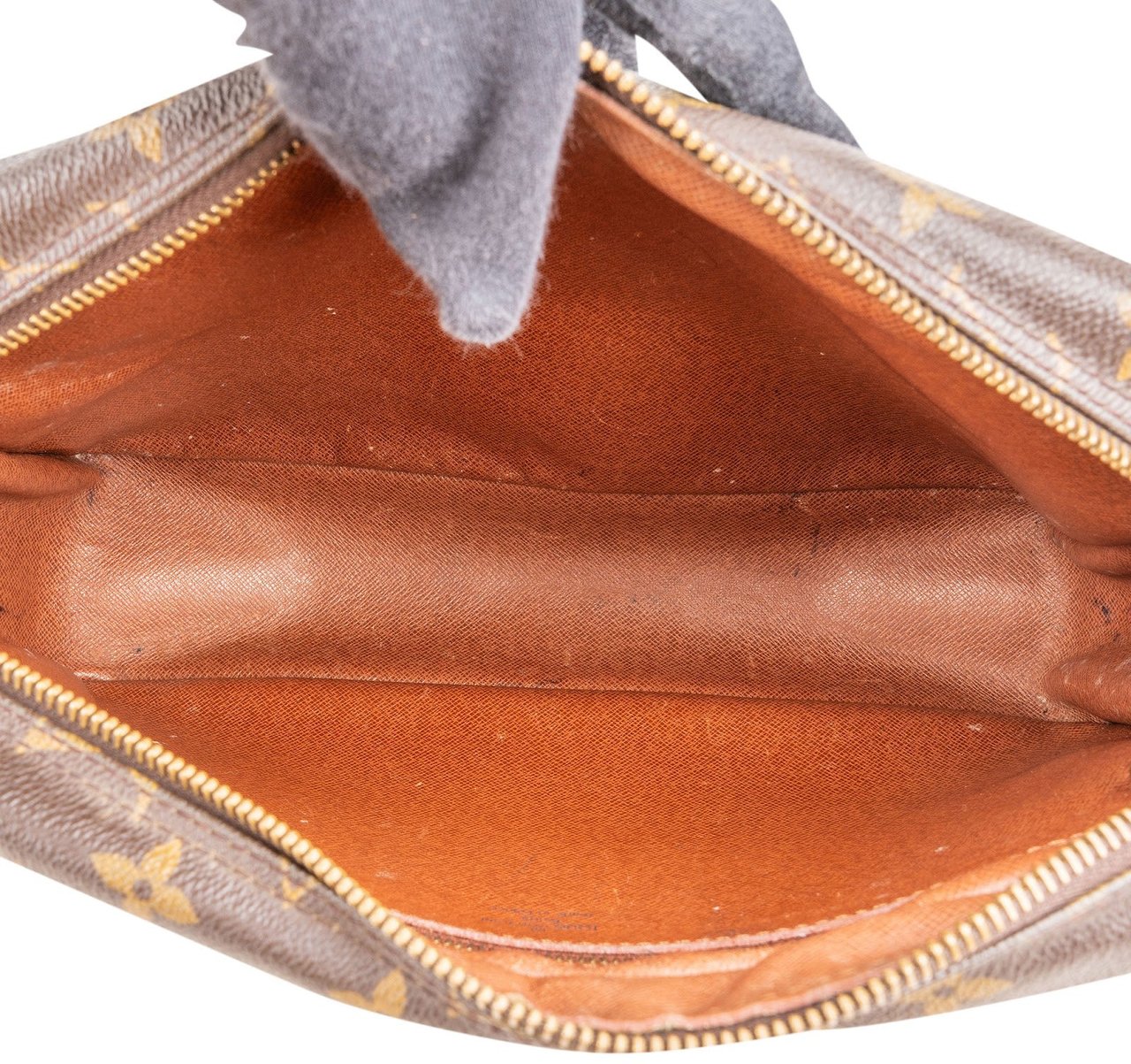 Louis Vuitton Louis Vuitton Monogram Canvas Trocadero 27 Crossbody Bag Bruin