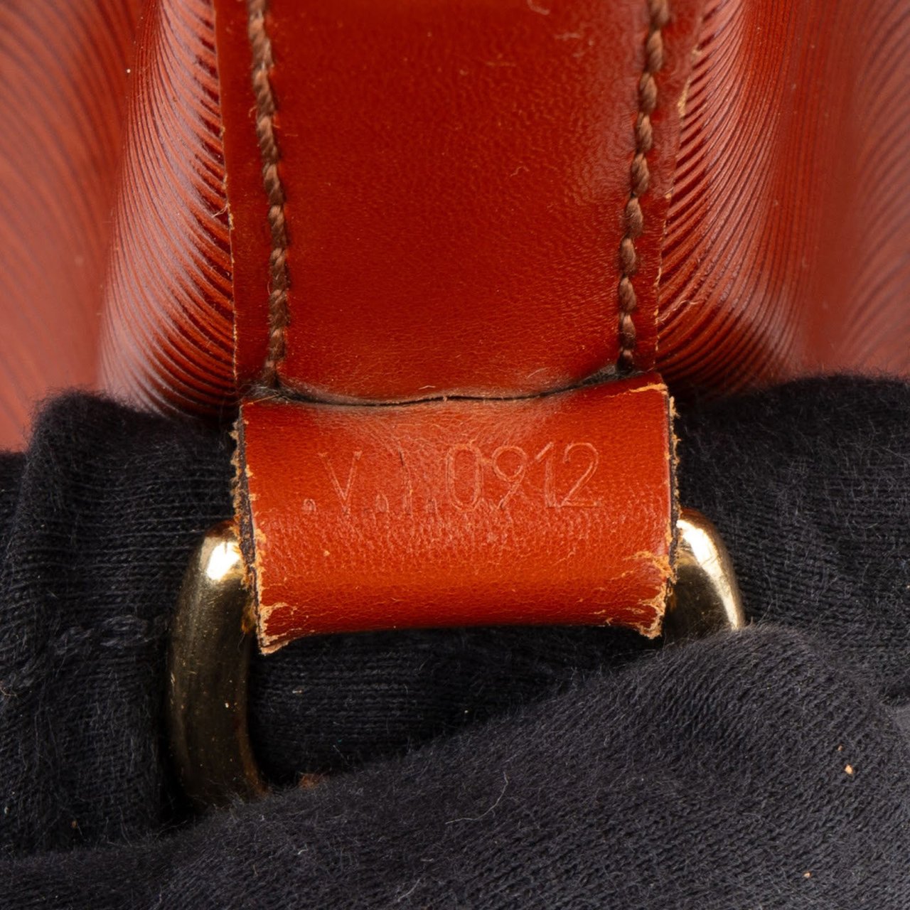 Louis Vuitton Louis Vuitton Cognac Epi Leather Sac Noé Grande Shoulder Bag Bruin