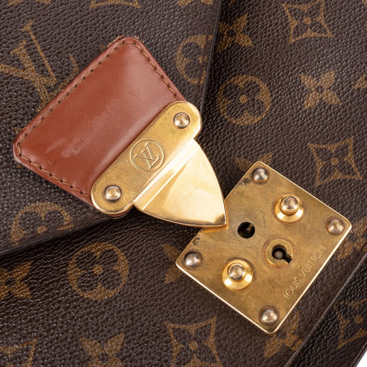 Louis Vuitton Louis Vuitton Monogram Canvas Monceau Handbag Bruin